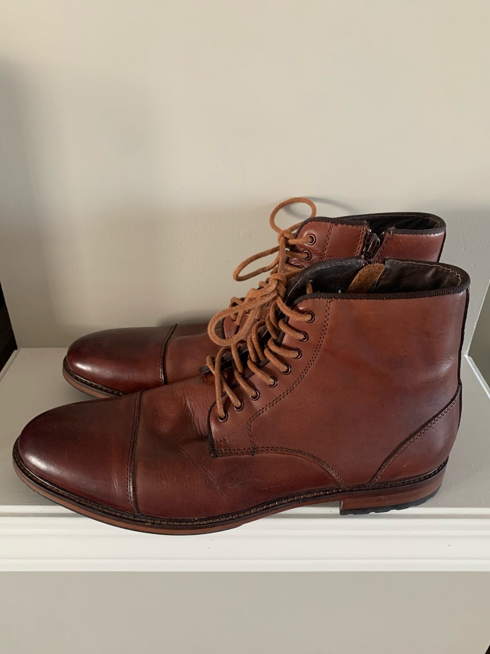 RW&CO. Men's Cognac Brown Leather Chukka Boots